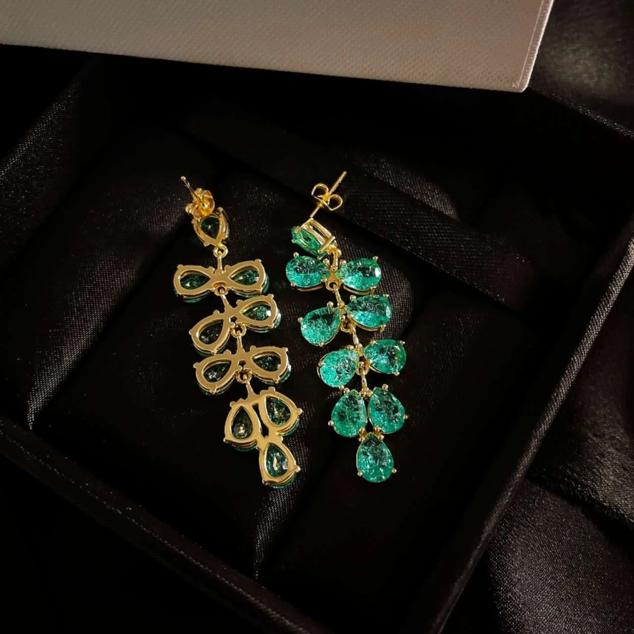 Peacock green earrings with cracked zircon, grape-shaped pendant (S925 silver needle)