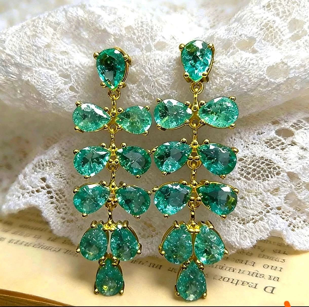Peacock green earrings with cracked zircon, grape-shaped pendant (S925 silver needle)