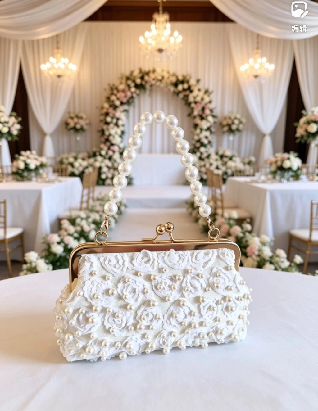 Weiße Clutch Bestickung 3D Rosen Perle Griff Perle Goldene Schlangenkette abnehmbar