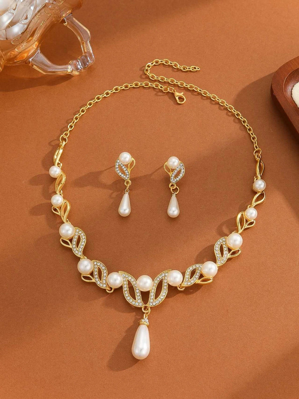 set di cristalli e perle forma goccia 2 pezzi
