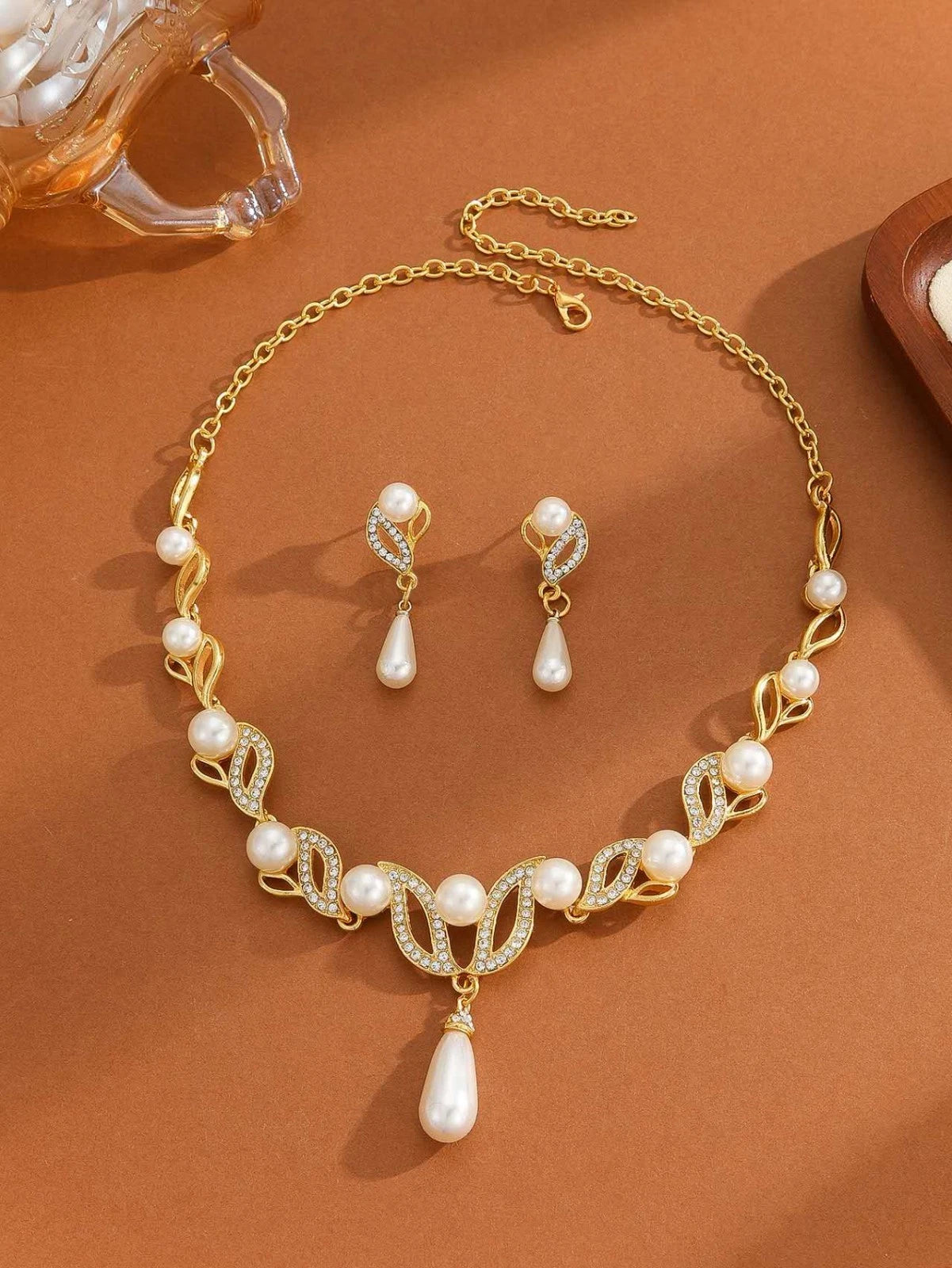 set di cristalli e perle forma goccia 2 pezzi