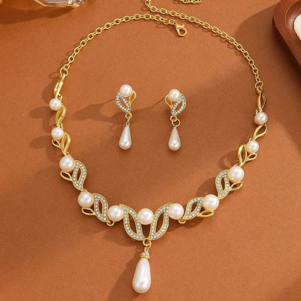 set di cristalli e perle forma goccia 2 pezzi