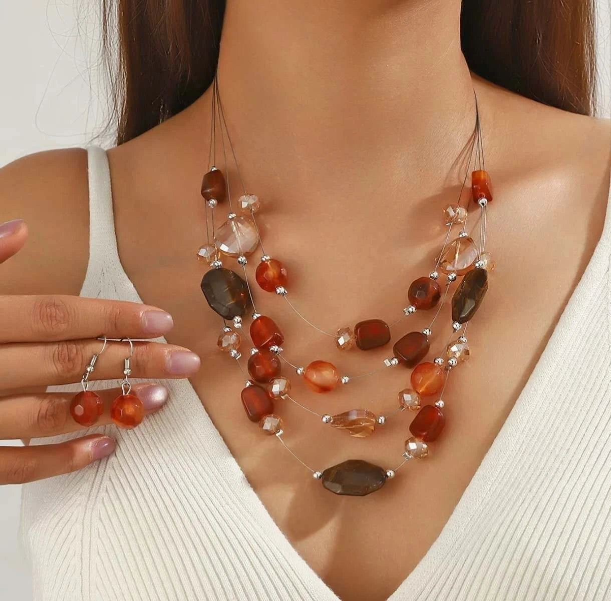 Fashion Set aus mehrschichtigen Kristallen und gefärbtem Glas mit Quasten, 2-teilig