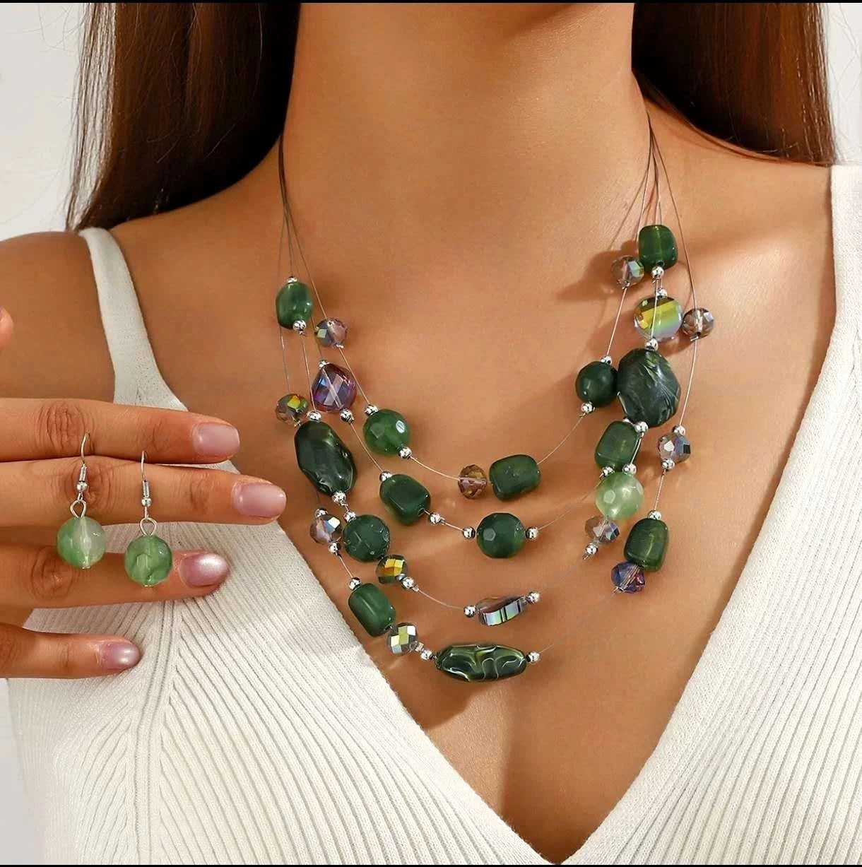 Fashion Set aus mehrschichtigen Kristallen und gefärbtem Glas mit Quasten, 2-teilig