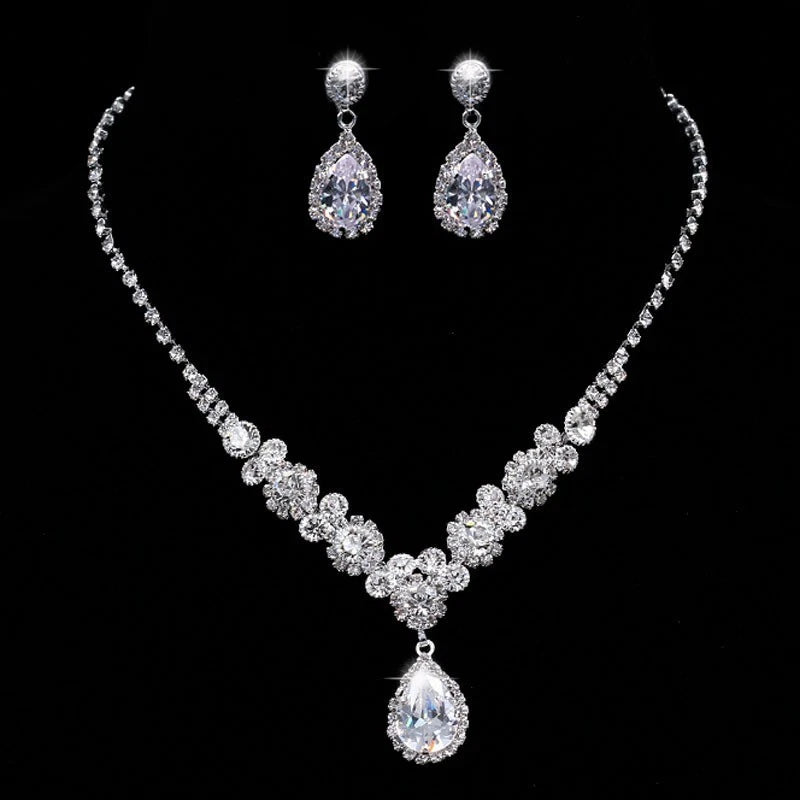 Fashion Set con fiori e gocce in zirconi e strass 2PEZZI