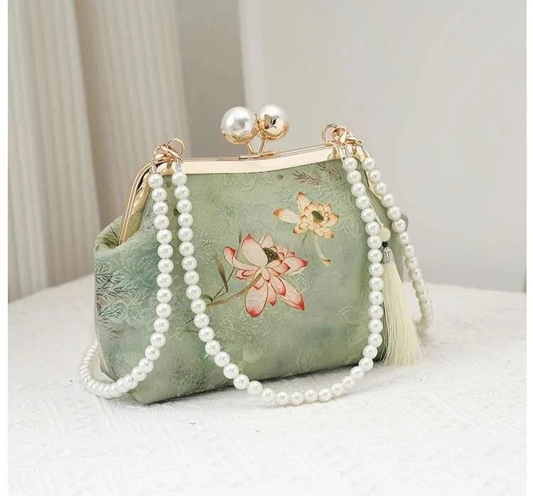 Bestickte handgefertigte Tasche mit Lotusblume