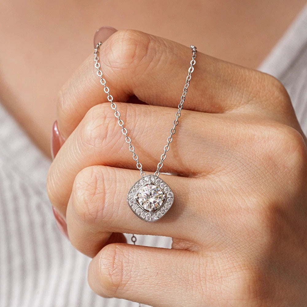 Collana in Argento 925 con Ciondolo a Zircone Taglio Cuscino, Ipoallergenica