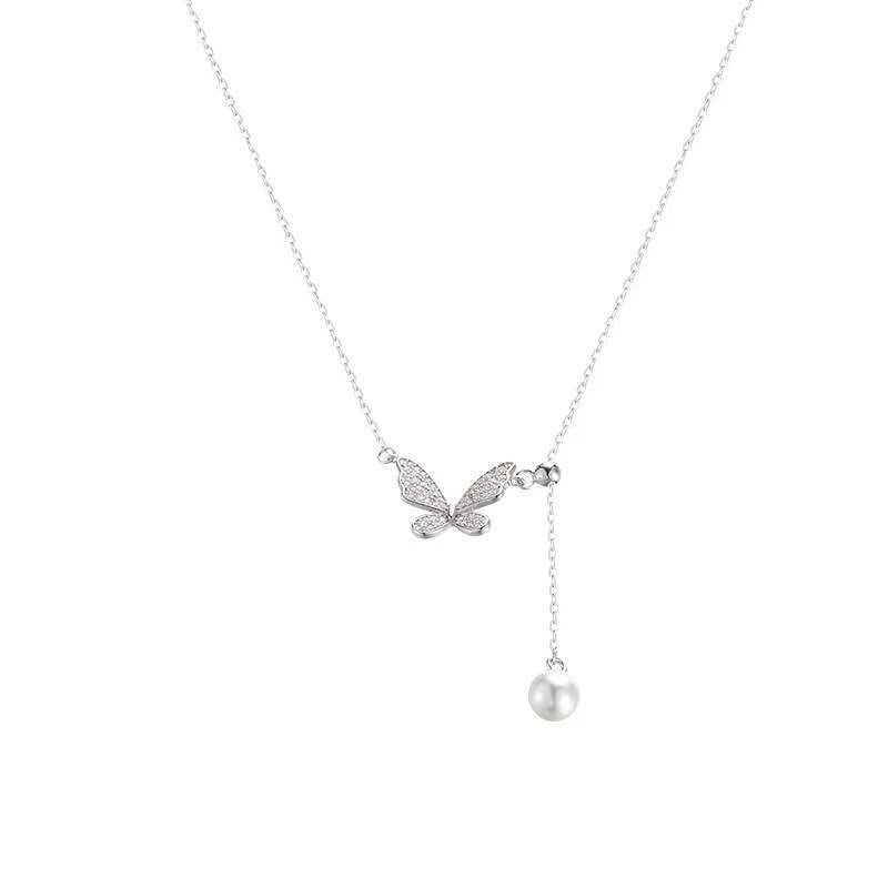Trendy collana in argento 925 con ciondolo farfalla e perla