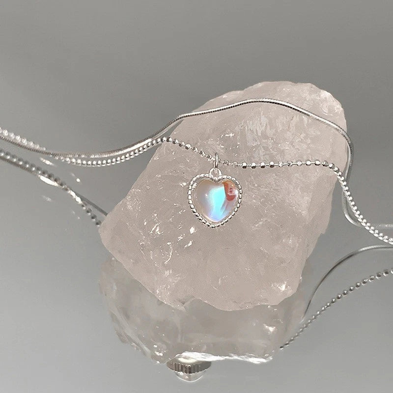 collana in argento S925 con ciondolo pietra opale a forma di cuore