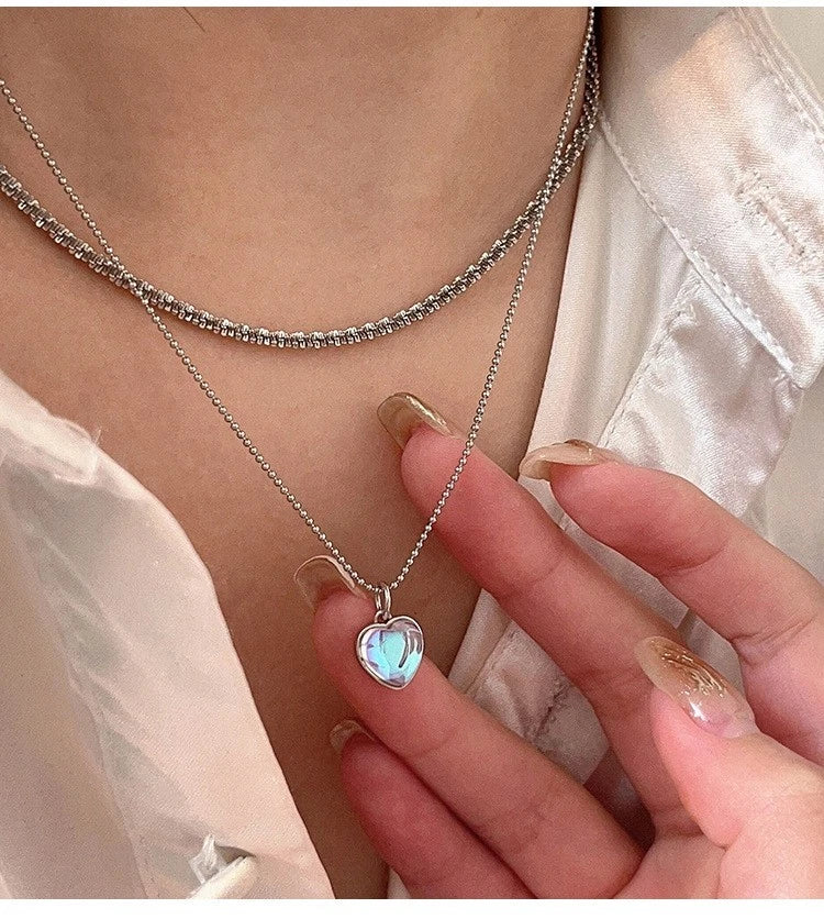 collana in argento S925 con ciondolo pietra opale a forma di cuore