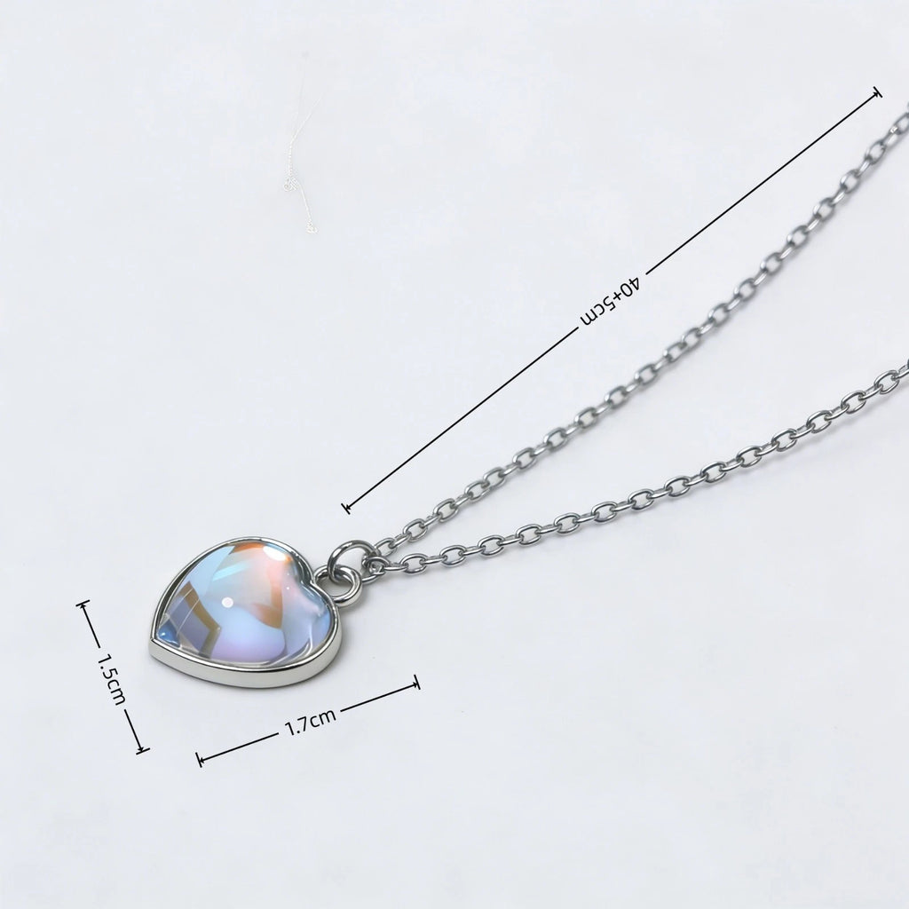 collana in argento S925 con ciondolo pietra opale a forma di cuore