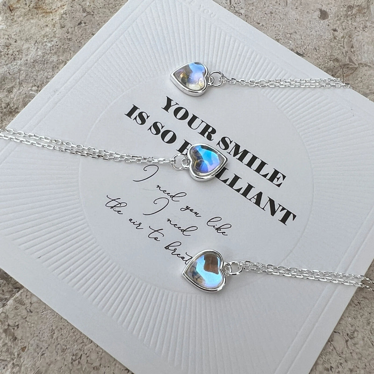 collana in argento S925 con ciondolo pietra opale a forma di cuore