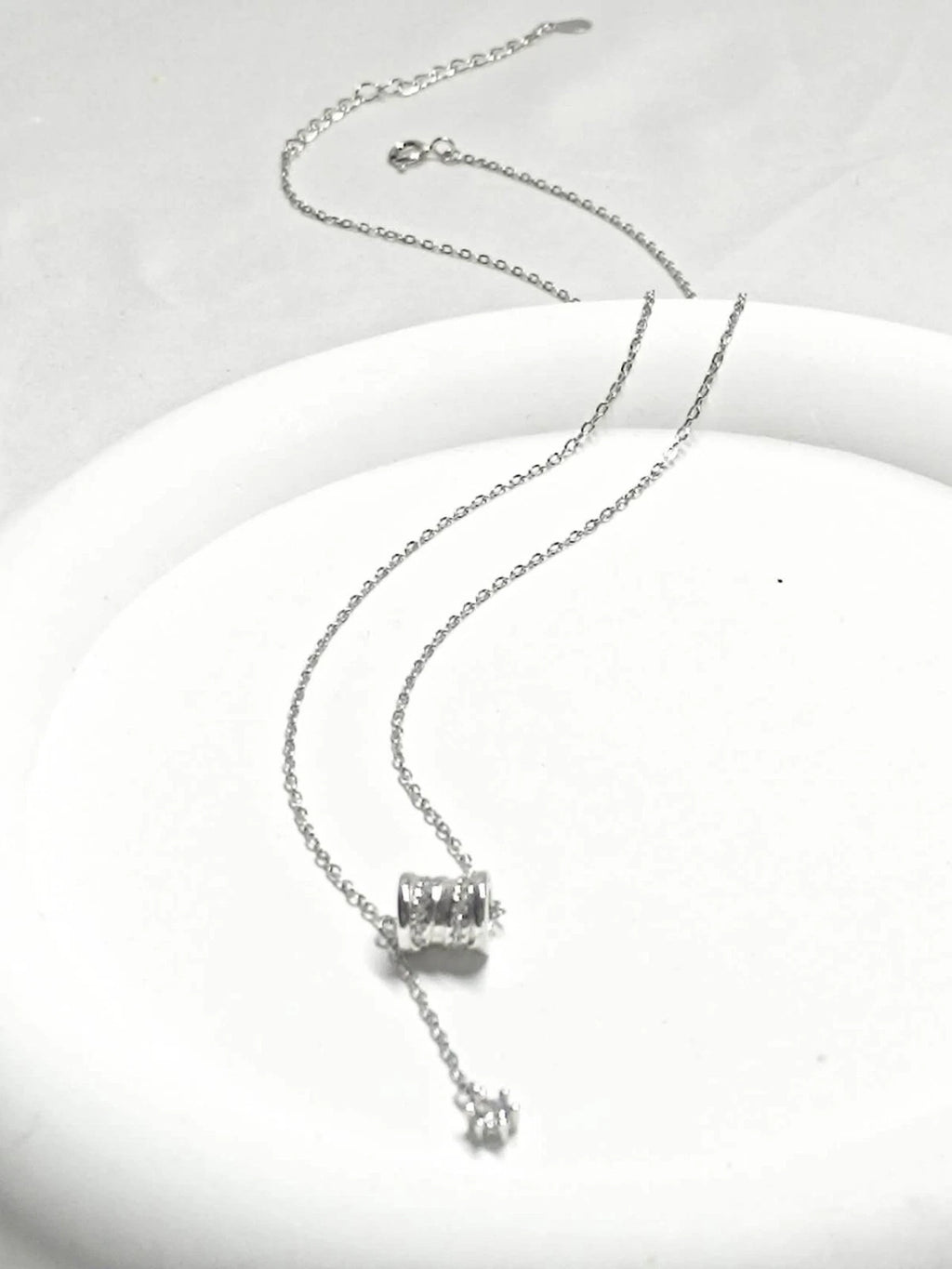 Collana a barilotto in argento 925, ciondolo lariat con zirconi per donna