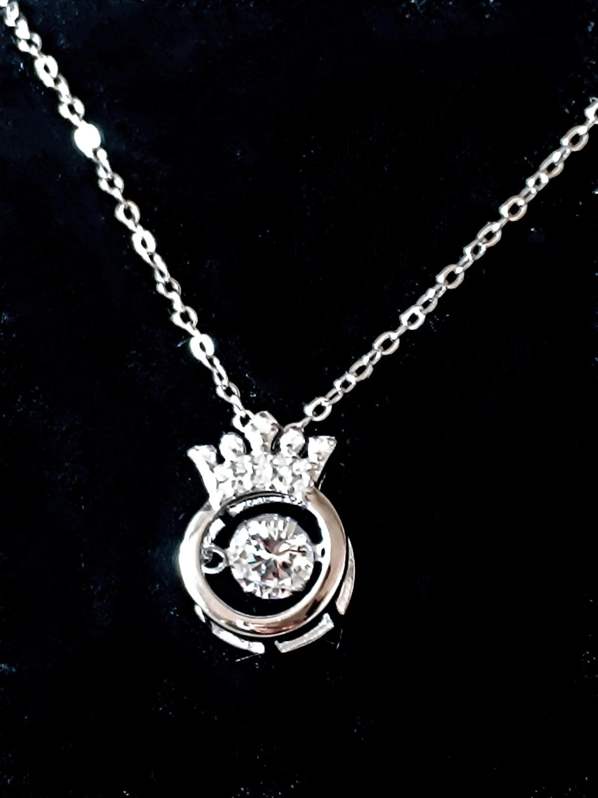 collana in argento 925 con ciondolo a forma di corona
