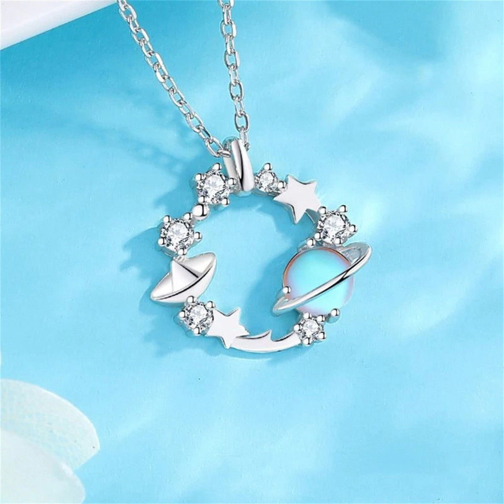 Collana in argento S925 con ciondolo cielo stellato in opale, tema spaziale