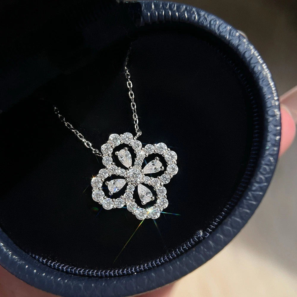 Collana trifoglio fortunato in argento 925 con pietre incastonate,ipoallergenica