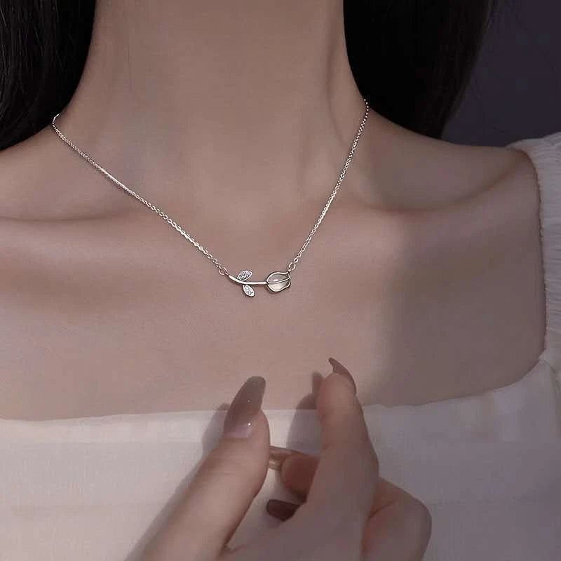Collana Argento 925 Pendente Tulipano Pietra di Luna Zirconi, Catena Regolabile