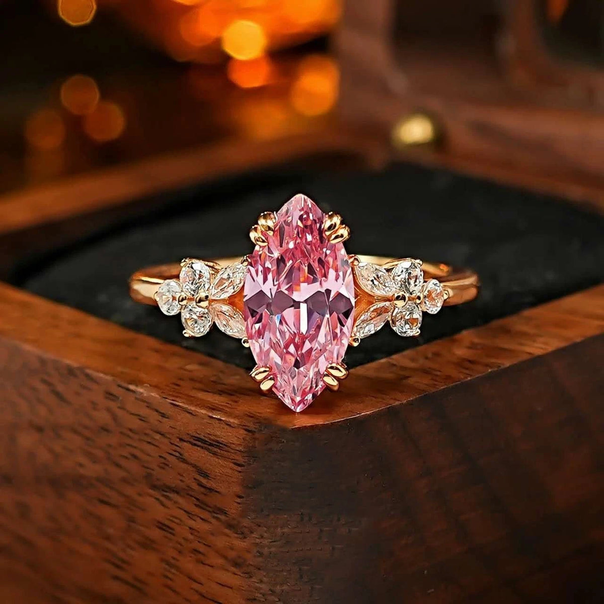 Anello aperto con diamante Padparadscha rosa ghiaccio taglio marquise a fiore