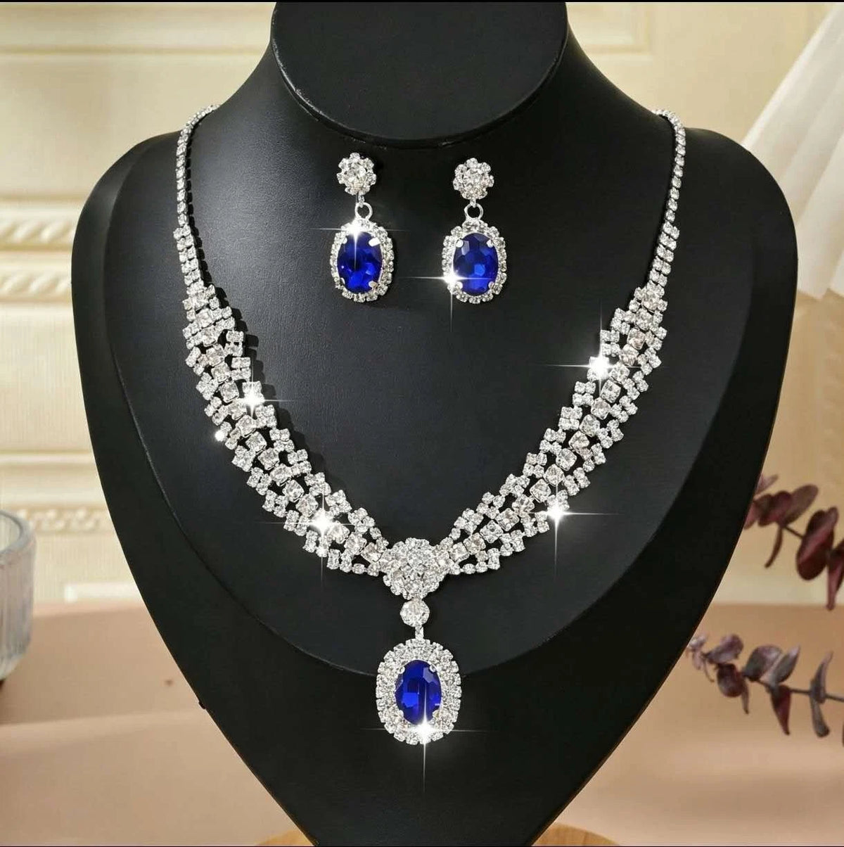 Set di gioielli di cristallo con pendente ovale in strass (2 pezzi)