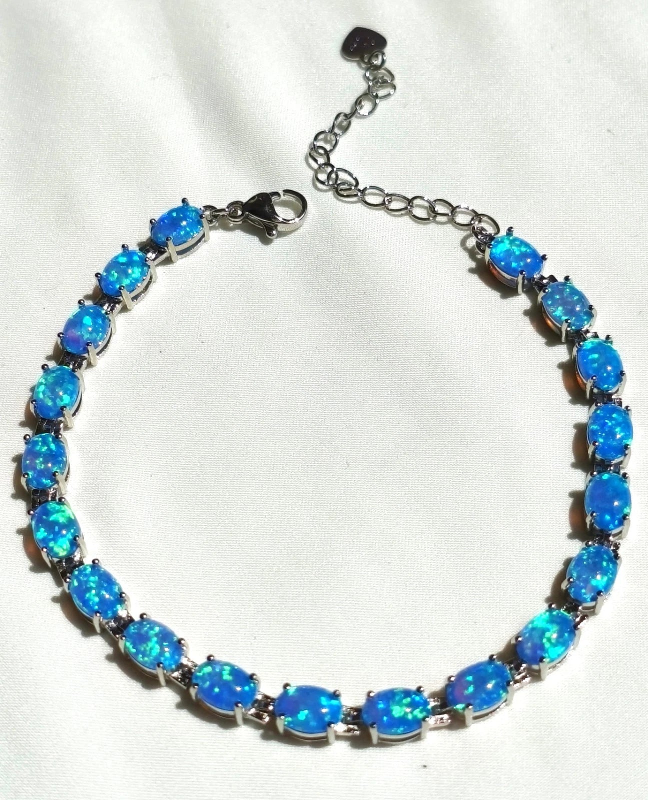 Bracciale con Opale  in Argento 925 Ipoallergenico - 2 Colori. no nichel