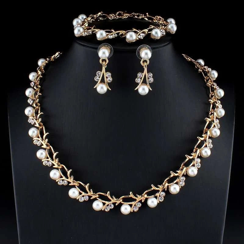 Completo Gioielli Foglie con Perle e Strass, Collana Bracciale Orecchini 3 PEZZI
