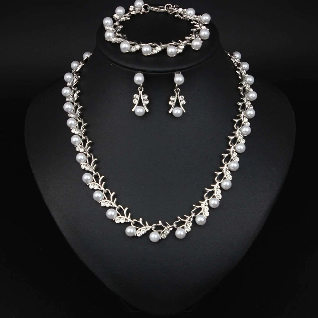 Completo Gioielli Foglie con Perle e Strass, Collana Bracciale Orecchini 3 PEZZI