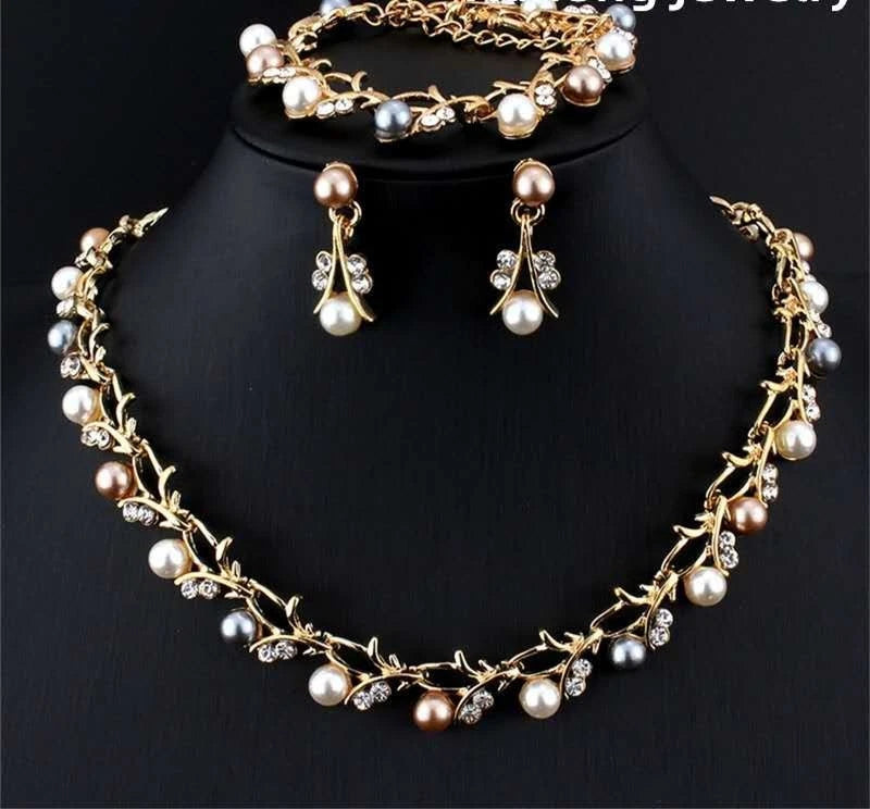 Completo Gioielli Foglie con Perle e Strass, Collana Bracciale Orecchini 3 PEZZI