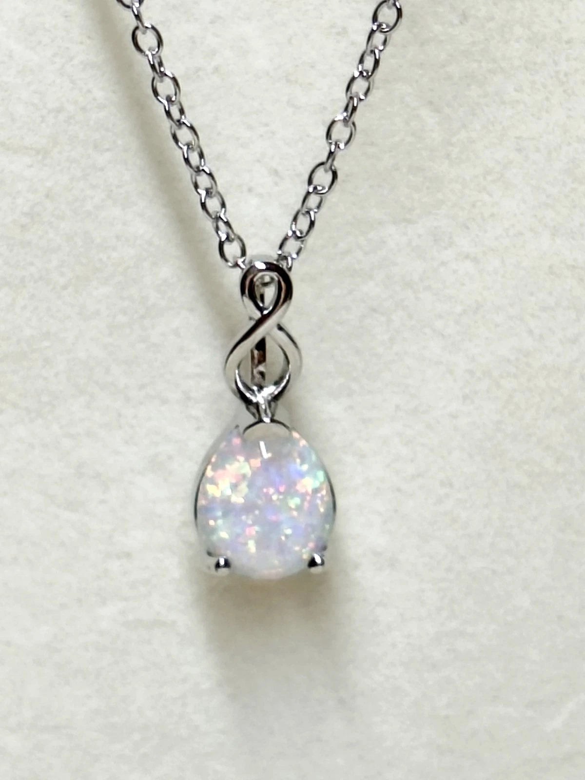 18K white gold plated necklace with teardrop opal