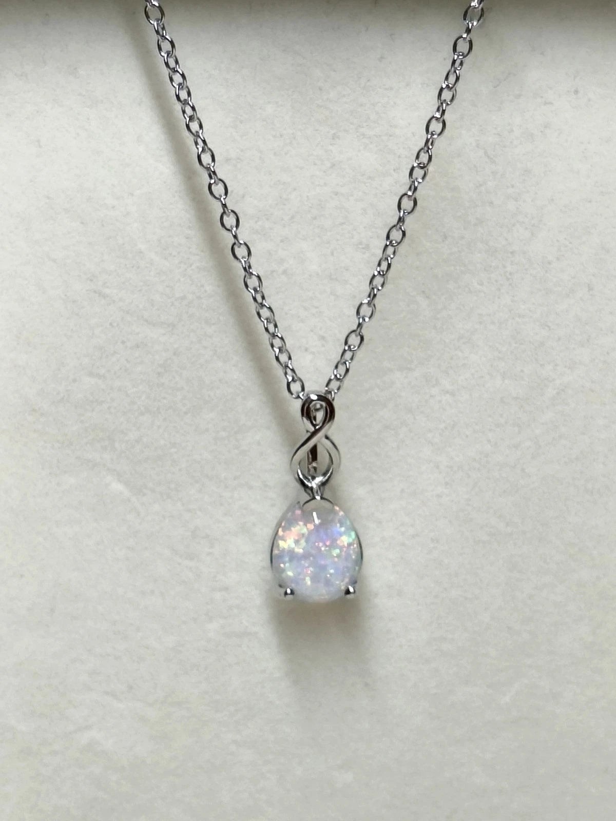 18K white gold plated necklace with teardrop opal