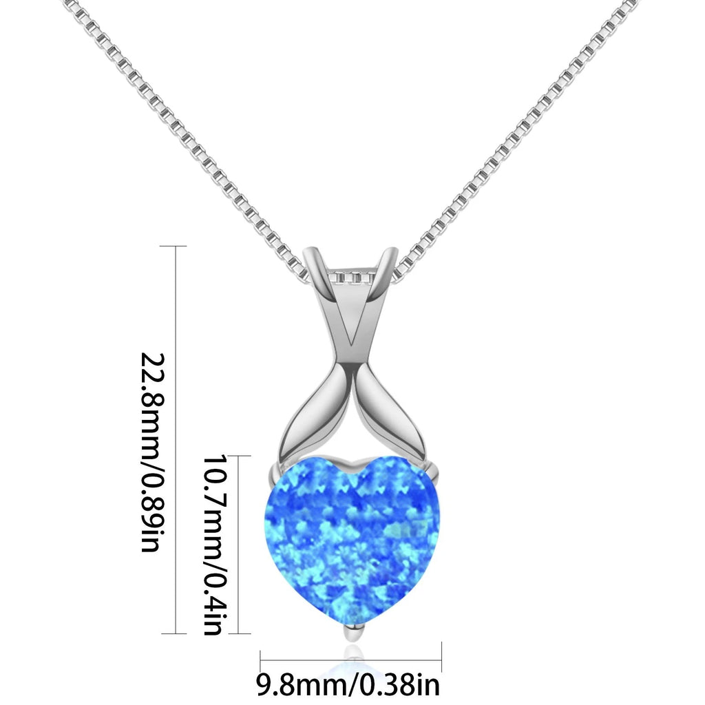 collana placcato in oro bianco 18K con opale a forma di cuore