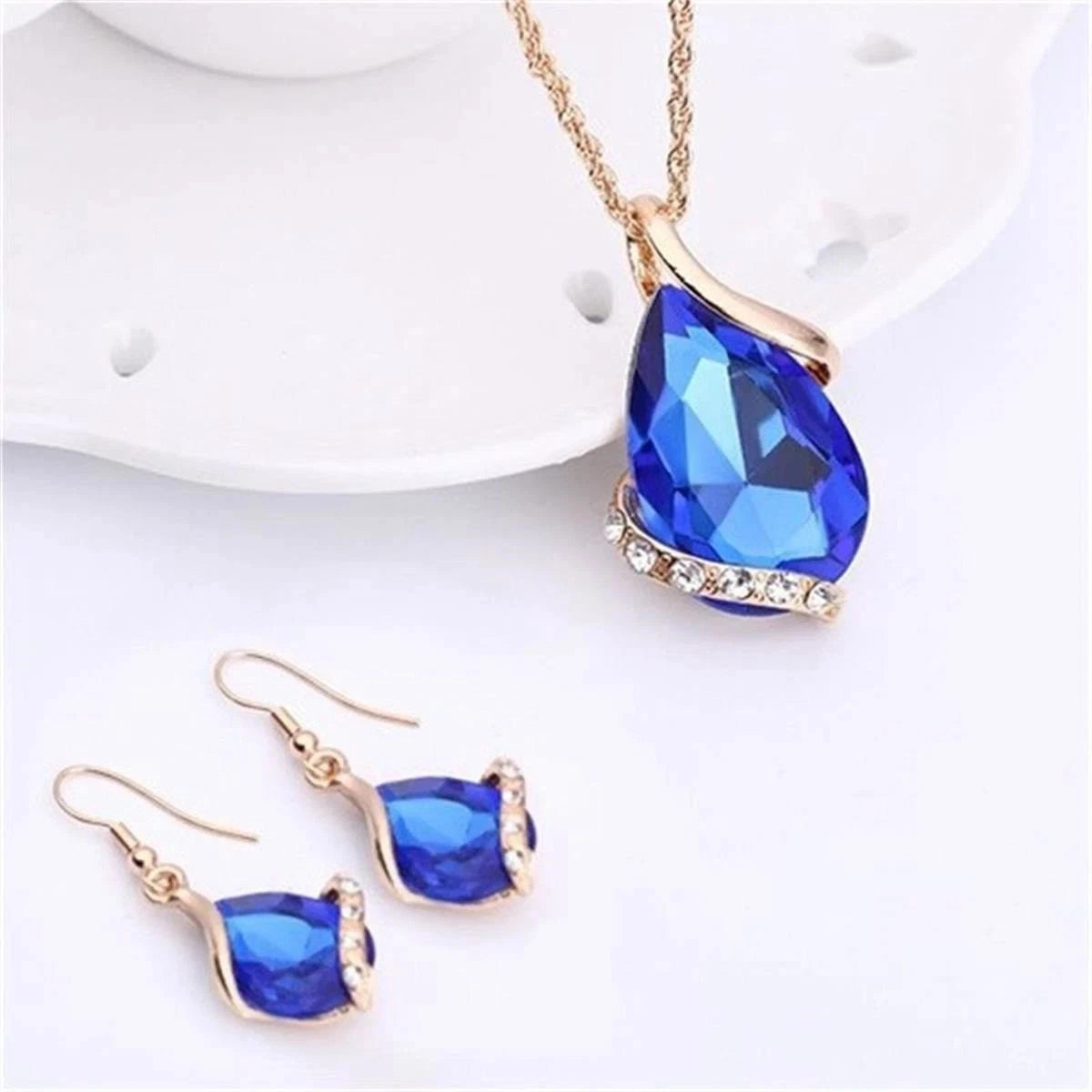 Set Gioielli Zircone Goccia Placcato Oro, Collana Ciondolo e Orecchini Pendenti