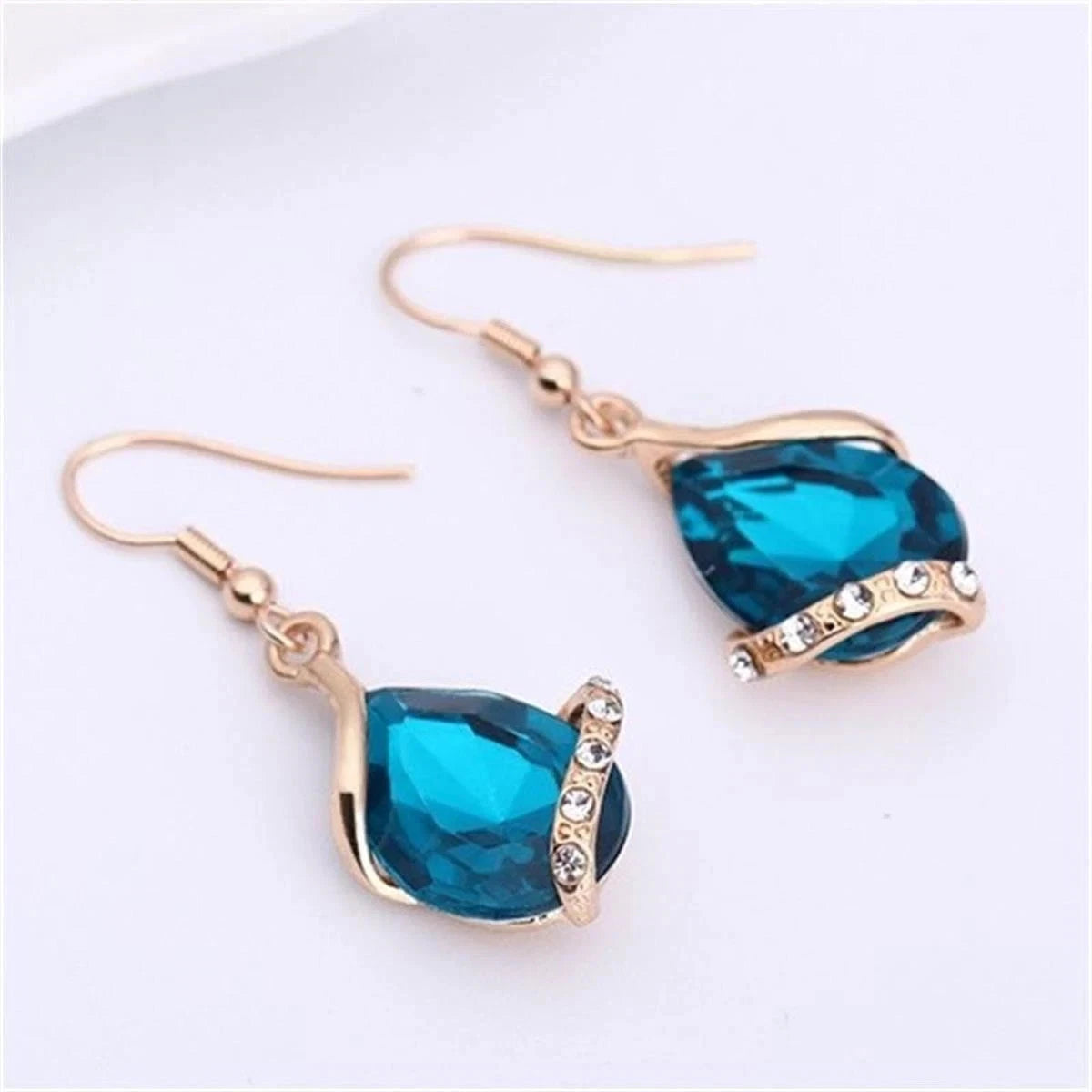 Set Gioielli Zircone Goccia Placcato Oro, Collana Ciondolo e Orecchini Pendenti