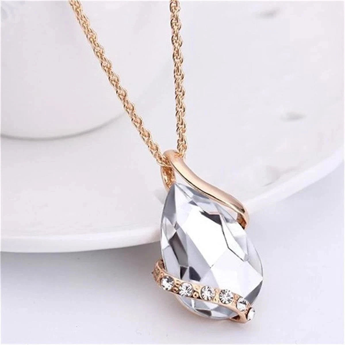 Set Gioielli Zircone Goccia Placcato Oro, Collana Ciondolo e Orecchini Pendenti