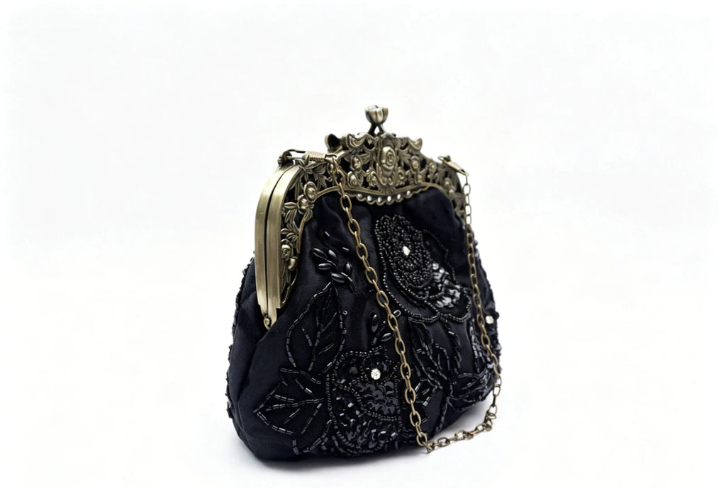 Pochette da sera "Rosa Notturna", raso nero ricamo perline artigianale