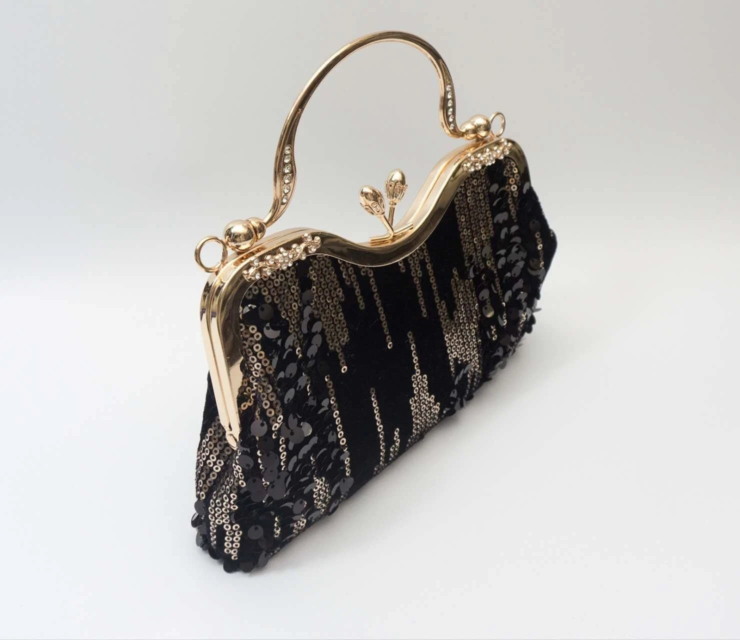 Pochette da sera lustrini nero-oro "Pioggia Dorata", manico + catena removibile