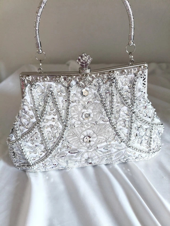 Pochette artigianale con perline e cristalli, borsa per sposa e cocktail party